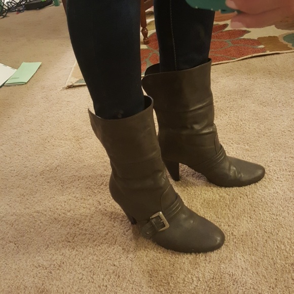 Fabulous Gray Ankle Boots Sz 9 - Picture 3 of 8